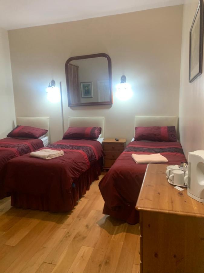 The Dharma Lodge Enfield Bagian luar foto