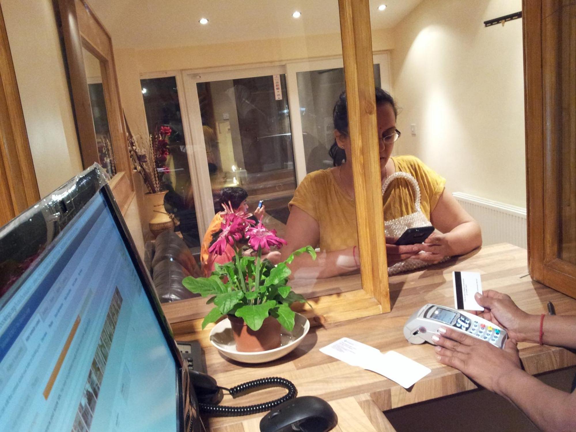 The Dharma Lodge Enfield Bagian luar foto