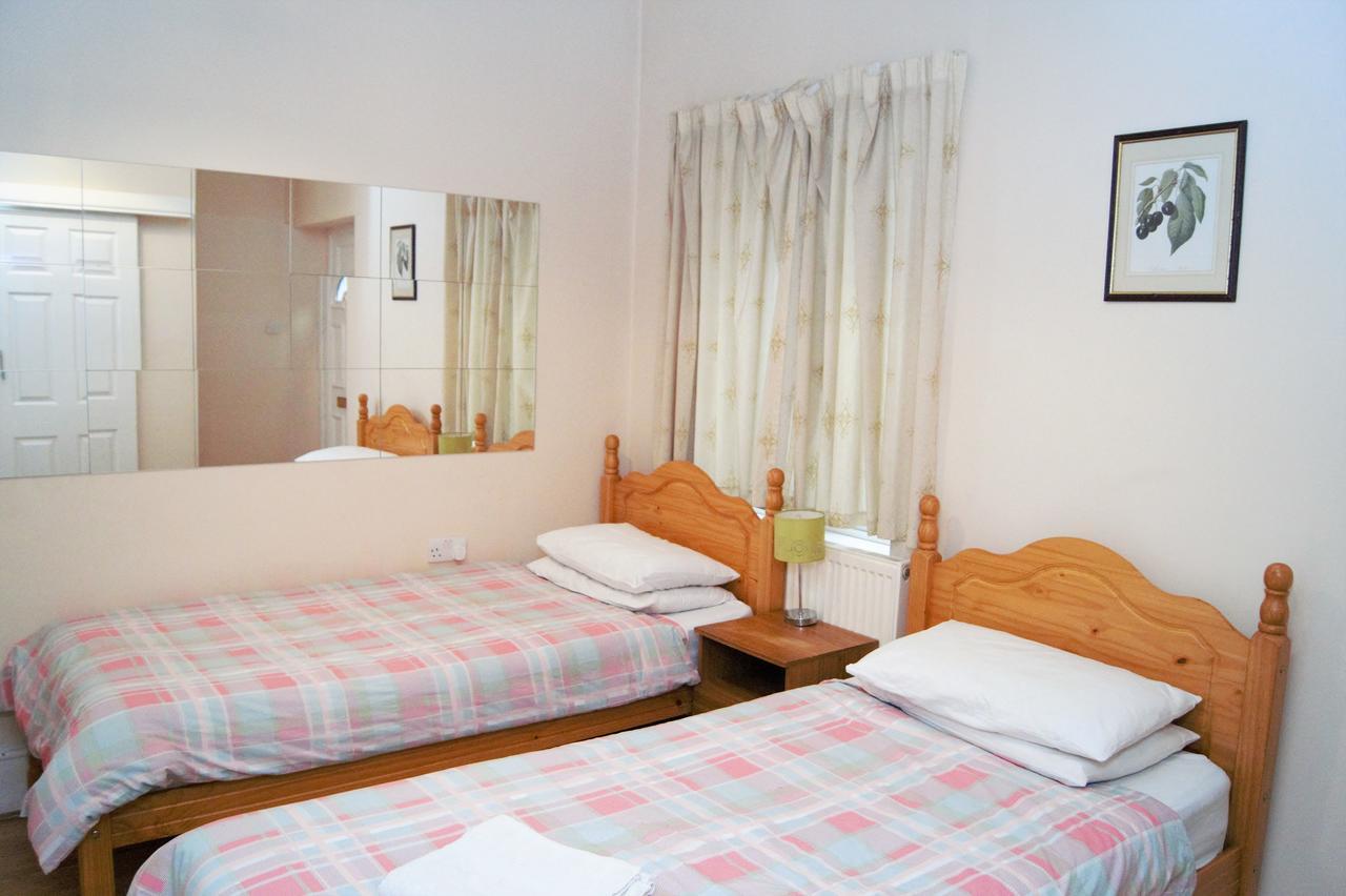 The Dharma Lodge Enfield Bagian luar foto